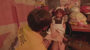 Chơi em nhà kề bên qua lỗ chó vietsub