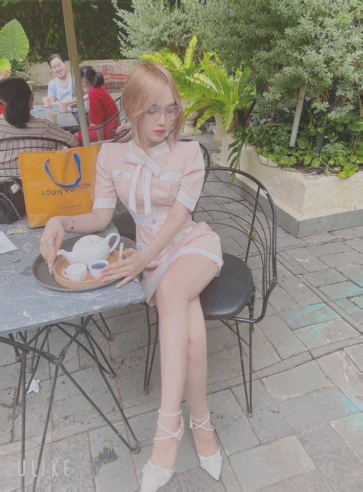 Người vợ ngây thơ của bạn tôi đã hy sinh bản thân để trả nợ