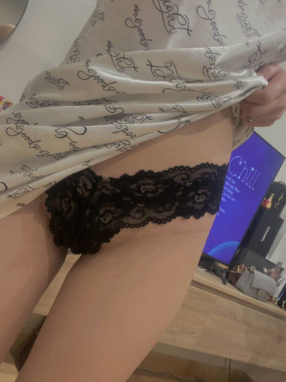 Con vợ tương phản nhất cứ nói "Ba Ba, em không chịu nổi nữa, xuất tinh cho em đi"